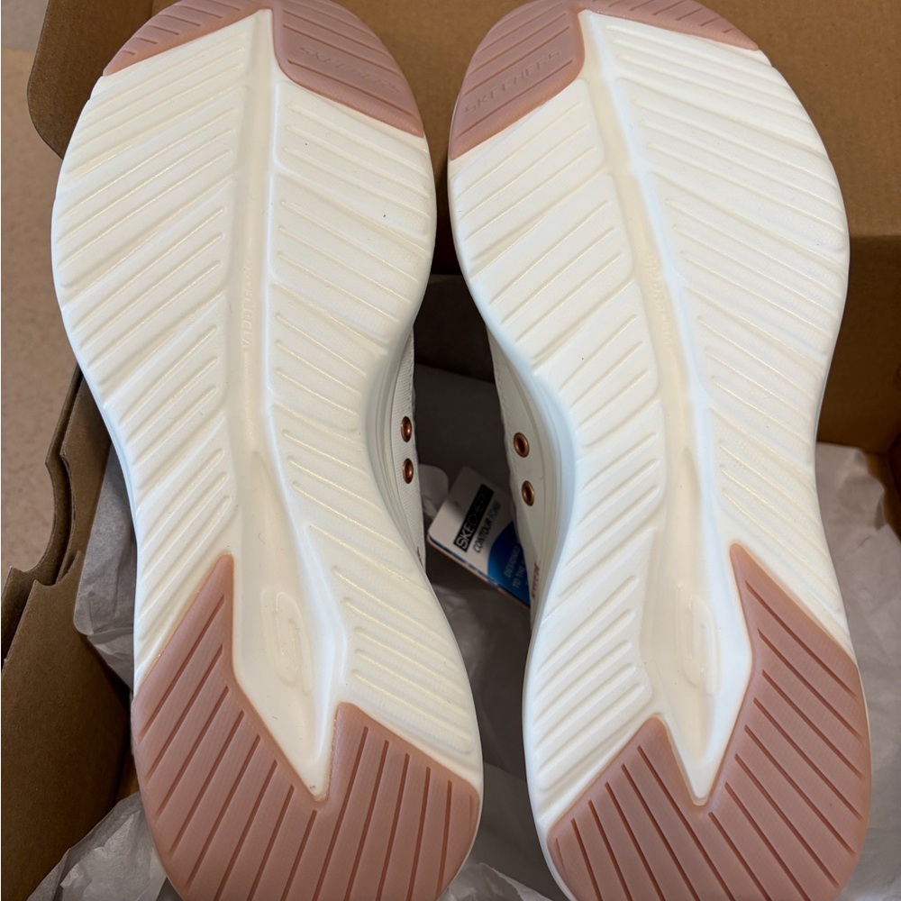Skechers White Quilted Slip-in Sneakers - Picture 4 of 6